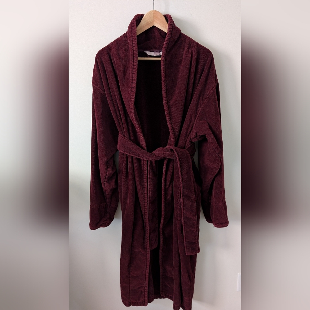 Victoria’s Secret Maroon Robe – Size M/L
